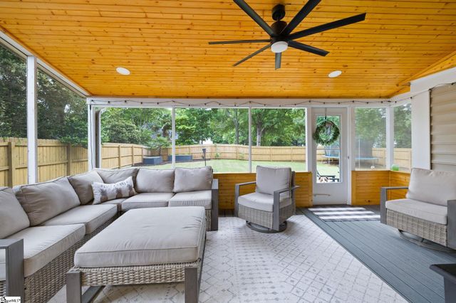 307 Pelham Falls Drive, Greer, SC 29651