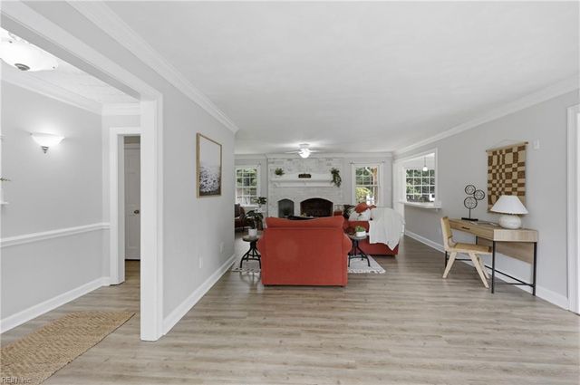 337 Woodbridge DR, Chesapeake, VA 23322