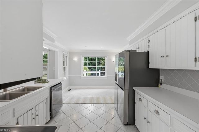 337 Woodbridge DR, Chesapeake, VA 23322