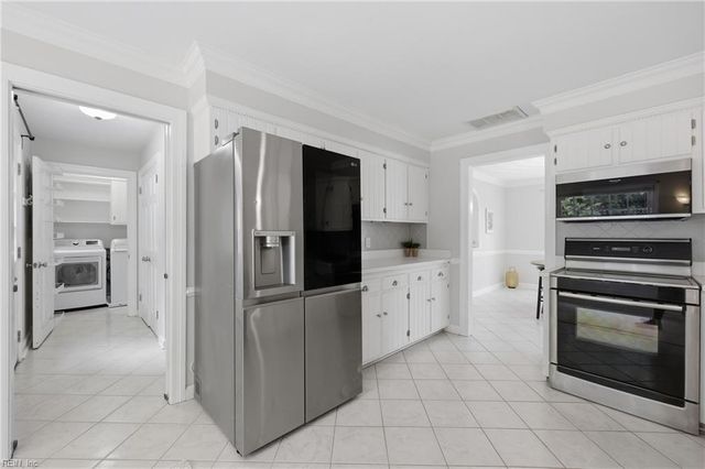 337 Woodbridge DR, Chesapeake, VA 23322