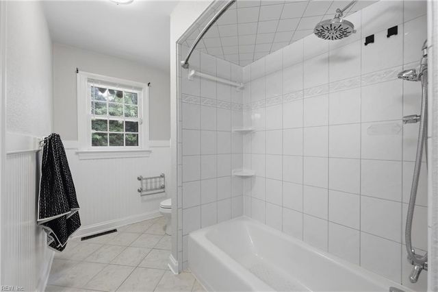 337 Woodbridge DR, Chesapeake, VA 23322