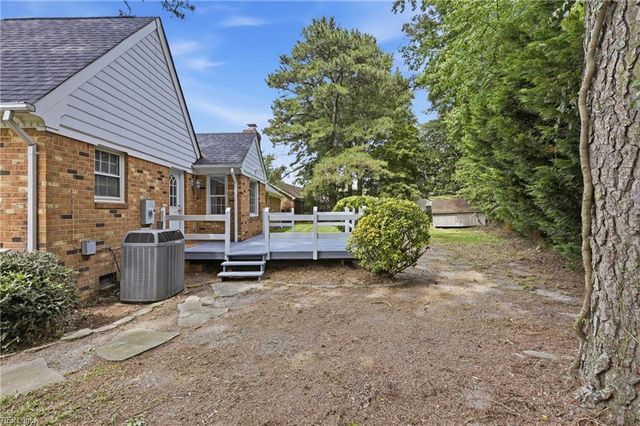 337 Woodbridge DR, Chesapeake, VA 23322