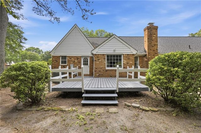 337 Woodbridge DR, Chesapeake, VA 23322