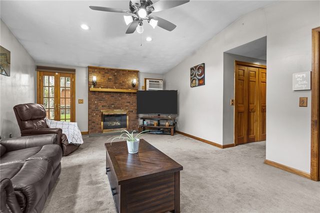 2 Fairview Drive, Smithfield, RI 02828