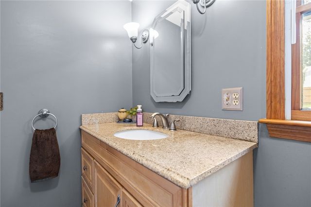 2 Fairview Drive, Smithfield, RI 02828