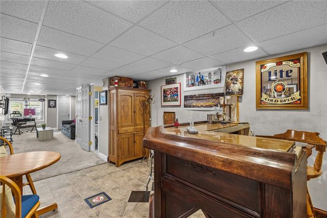 2 Fairview Drive, Smithfield, RI 02828