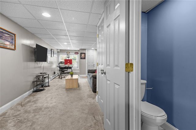 2 Fairview Drive, Smithfield, RI 02828