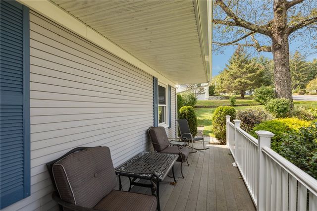 2 Fairview Drive, Smithfield, RI 02828