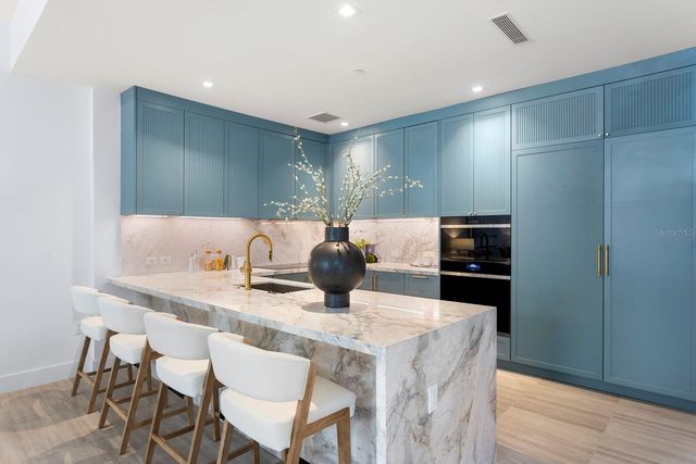 3020 W SANTIAGO STREET 4, Tampa, FL 33629