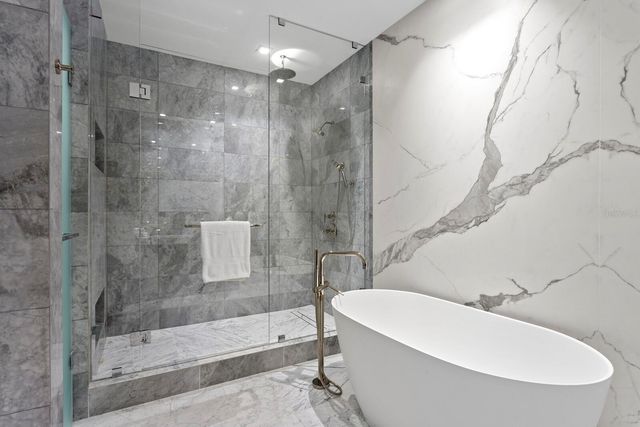 3020 W SANTIAGO STREET 4, Tampa, FL 33629