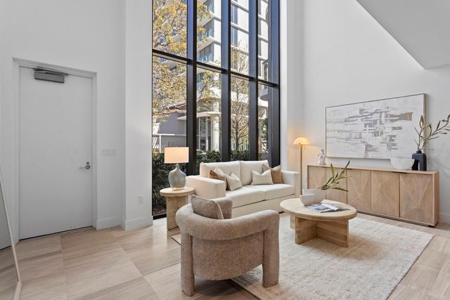 3020 W SANTIAGO STREET 4, Tampa, FL 33629