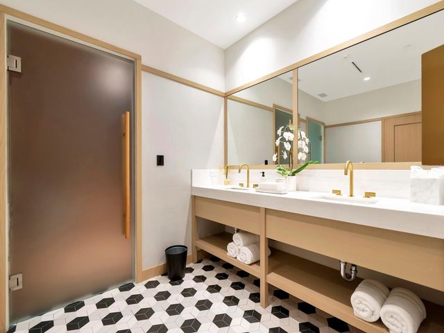 3020 W SANTIAGO STREET 4, Tampa, FL 33629