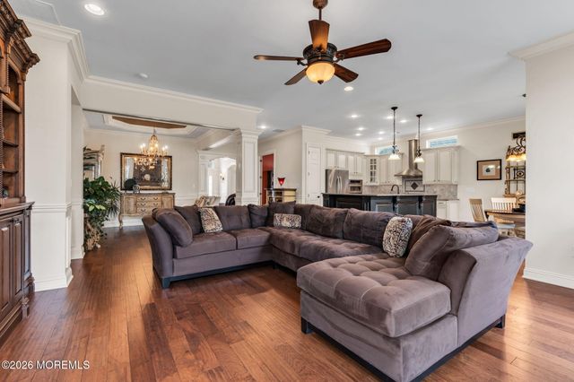 124 Masters Drive, Monroe, NJ 08831