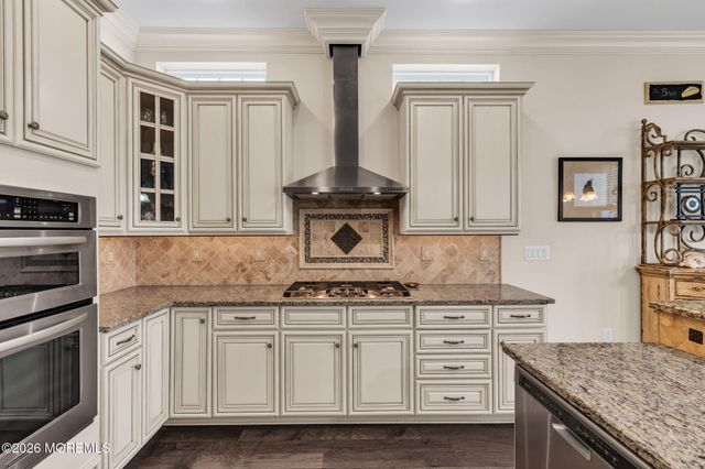 124 Masters Drive, Monroe, NJ 08831