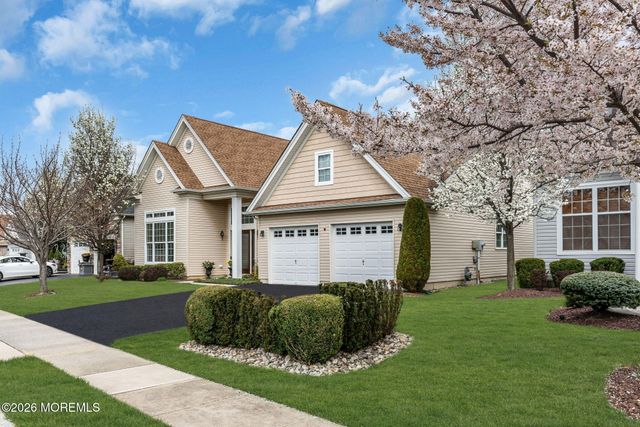 124 Masters Drive, Monroe, NJ 08831