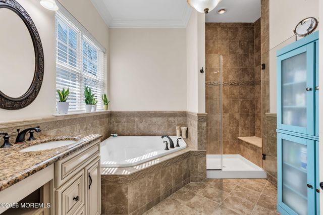 124 Masters Drive, Monroe, NJ 08831