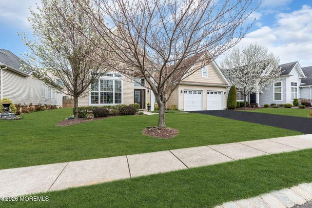 124 Masters Drive, Monroe, NJ 08831