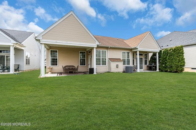 124 Masters Drive, Monroe, NJ 08831