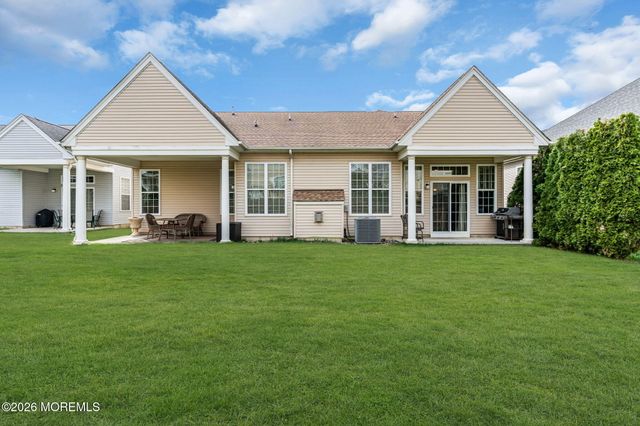 124 Masters Drive, Monroe, NJ 08831