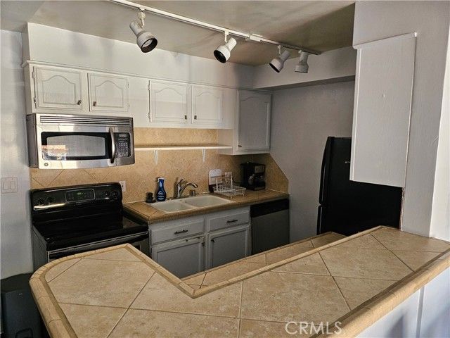 2767 E 3rd, Long Beach, CA 90814