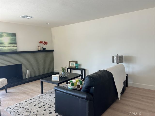 308 S Poinsettia, Compton, CA 90221