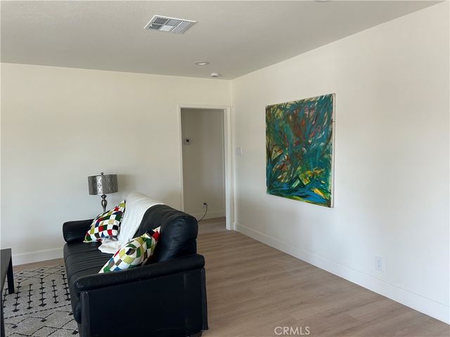 308 S Poinsettia, Compton, CA 90221