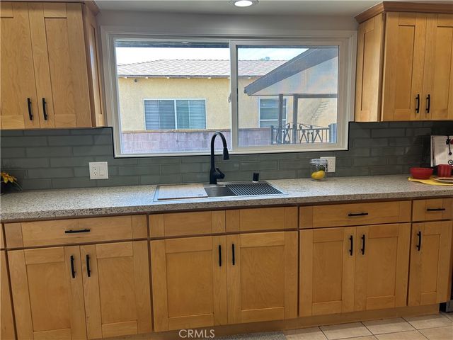308 S Poinsettia, Compton, CA 90221