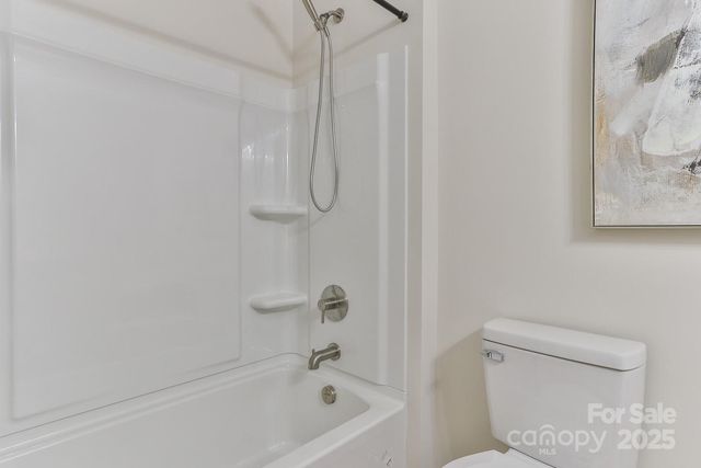 3617 12th Street Drive NE, Hickory, NC 28601