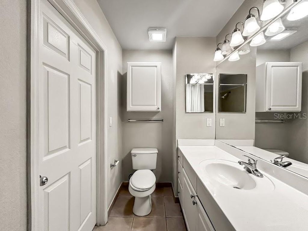 Image 14 of property listing at 108 BEACH HAVEN LANE, Tampa, FL 33609