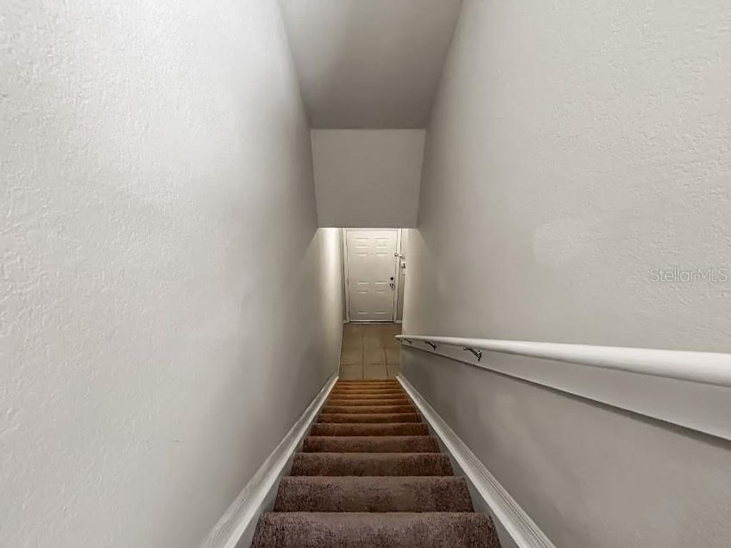 Image 16 of property listing at 108 BEACH HAVEN LANE, Tampa, FL 33609