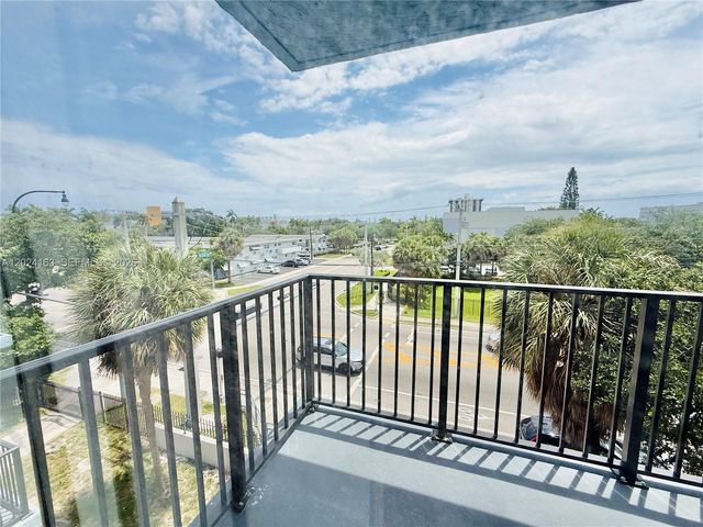 12590 NE 16th Ave 412, North Miami, FL 33161