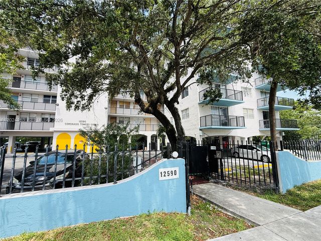12590 NE 16th Ave 412, North Miami, FL 33161