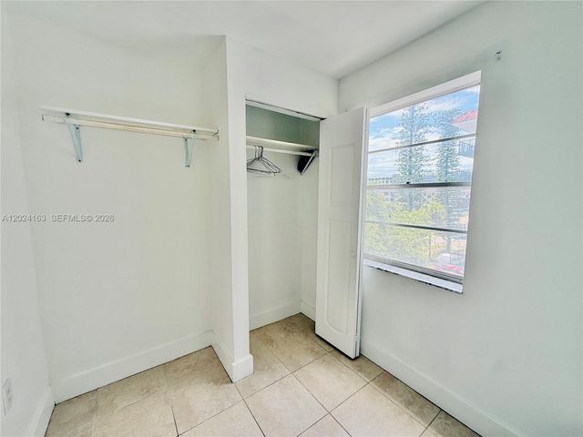 12590 NE 16th Ave 412, North Miami, FL 33161