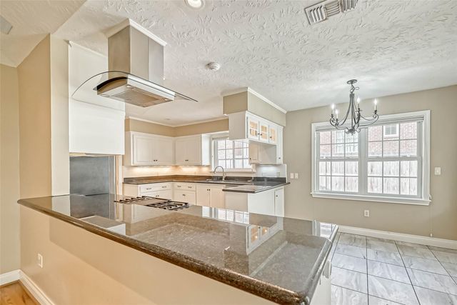 3710 Linkview Drive, Houston, TX 77025