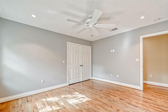 3710 Linkview Drive, Houston, TX 77025