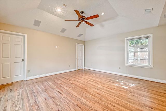 3710 Linkview Drive, Houston, TX 77025