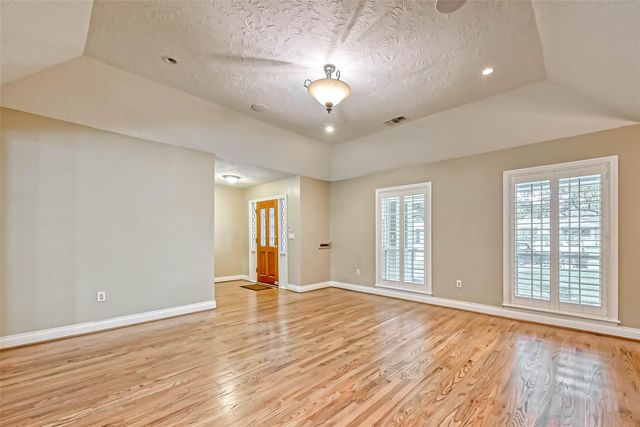 3710 Linkview Drive, Houston, TX 77025