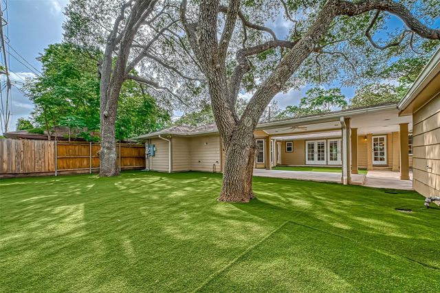 3710 Linkview Drive, Houston, TX 77025