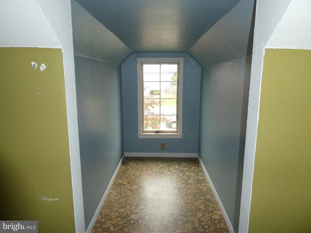 264 S WHITE HORSE PIKE, Berlin, NJ 08009