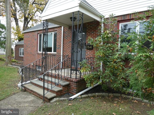264 S WHITE HORSE PIKE, Berlin, NJ 08009