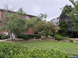 234 Columbia Avenue 11, Fort Lee, NJ 07024
