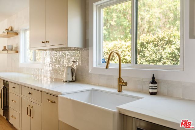 13211 Cumpston Street, Sherman Oaks, CA 91401