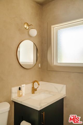 13211 Cumpston Street, Sherman Oaks, CA 91401