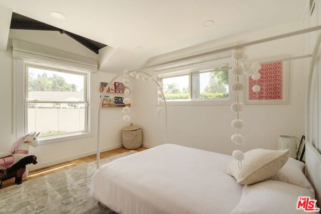 13211 Cumpston Street, Sherman Oaks, CA 91401