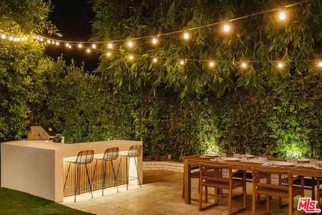 13211 Cumpston Street, Sherman Oaks, CA 91401