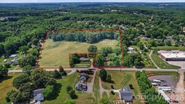 702 Mocksville Highway, Statesville, NC 28625