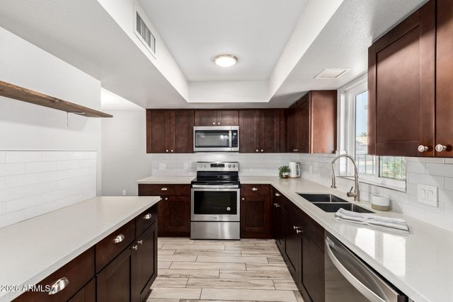 25455 S TRURO Drive, Sun Lakes, AZ 85248