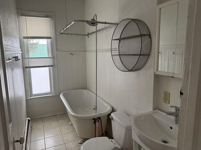 115 E PARKWAY AVENUE, Oshkosh, WI 54901