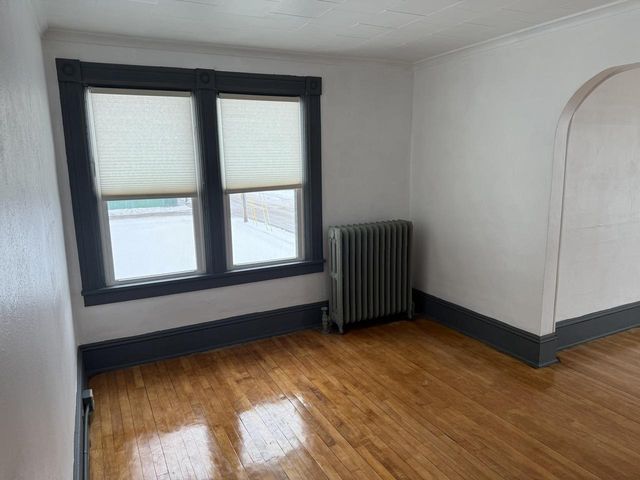 115 E PARKWAY AVENUE, Oshkosh, WI 54901