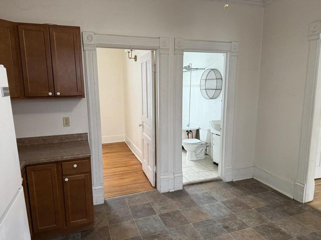 115 E PARKWAY AVENUE, Oshkosh, WI 54901